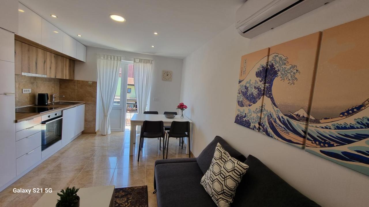 Apartment Rivarela Blu - Newly Renovated And Top Location Near Sea Novigrad Istria Buitenkant foto