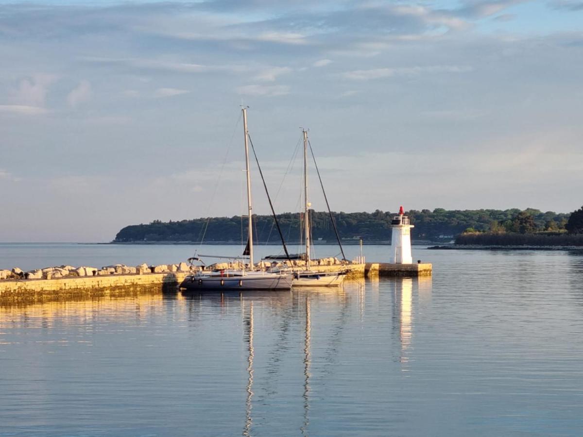 Apartment Rivarela Blu - Newly Renovated And Top Location Near Sea Novigrad Istria Buitenkant foto